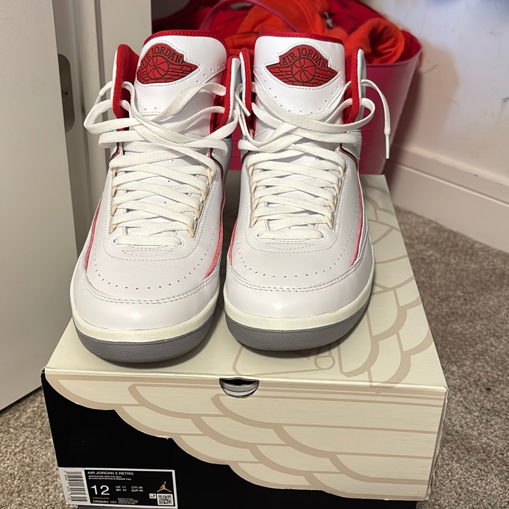 Jordan Retro 2